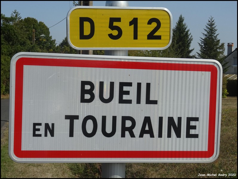 Bueil-en-Touraine 37 - Jean-Michel Andry.jpg