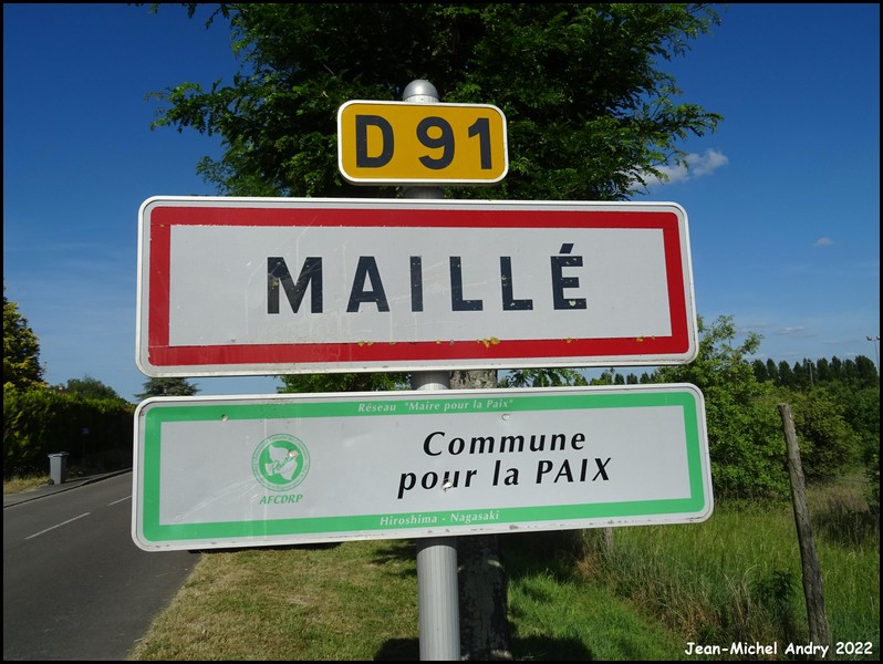 Maillé 37 - Jean-Michel Andry.jpg