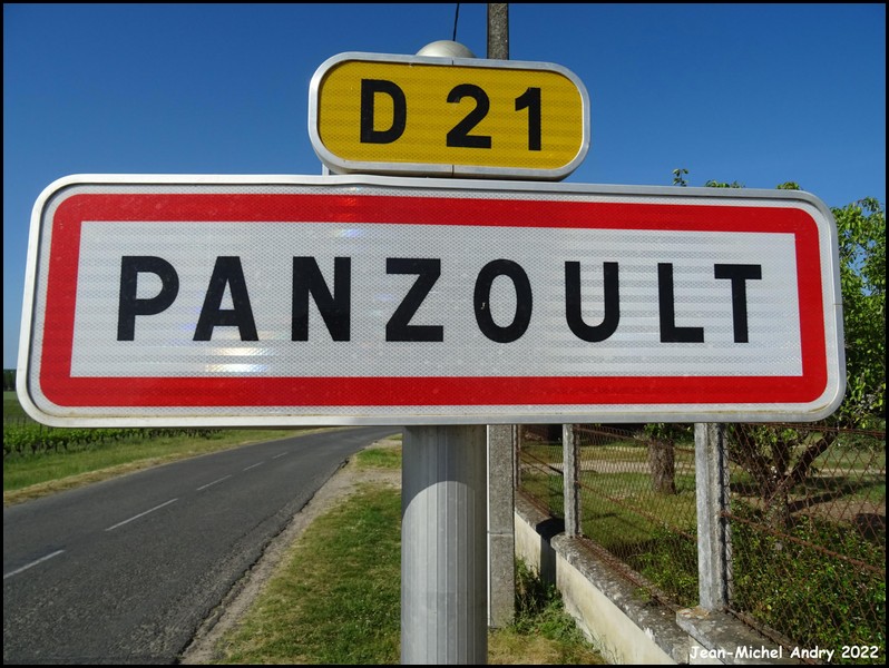 Panzoult 37 - Jean-Michel Andry.jpg
