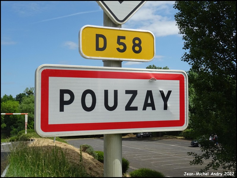 Pouzay 37 - Jean-Michel Andry.jpg