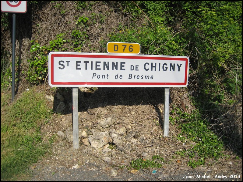 Saint-Etienne-de-Chigny  37 - Jean-Michel Andry.jpg