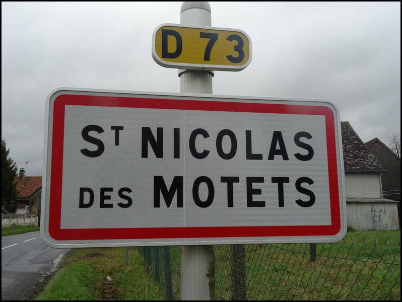 Saint-Nicolas-des-Motets 37 - Jean-Michel Andry.jpg