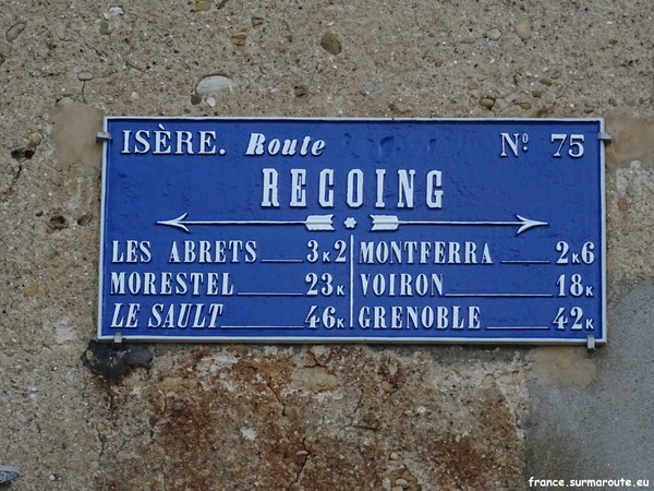 Les Abrets-en-Dauphiné ( Recoing).JPG