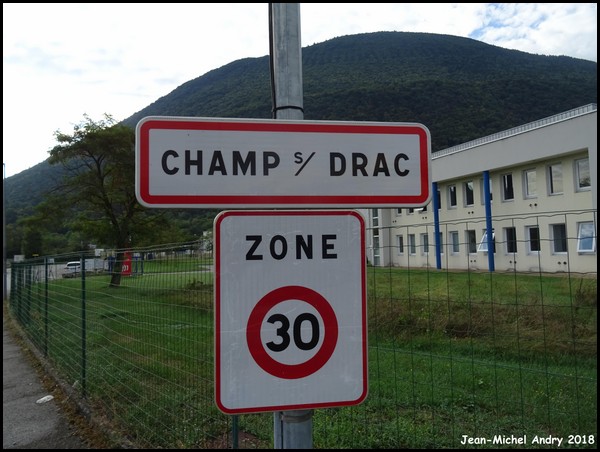 Champ-sur-Drac 38 - Jean-Michel Andry.jpg