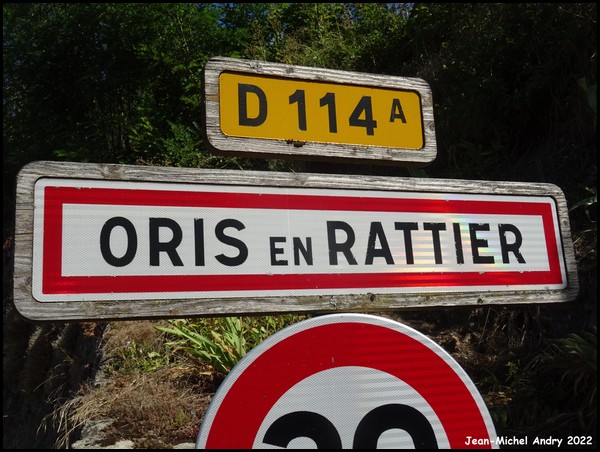 Oris-en-Rattier 38 - Jean-Michel Andry.jpg