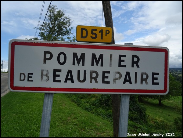 Pommier-de-Beaurepaire 38 - Jean-Michel Andry.jpg