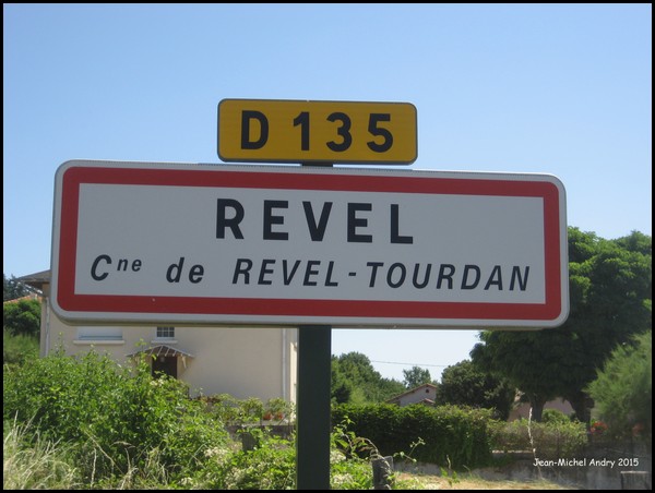 Revel-Tourdan 1 38 - Jean-Michel Andry.jpg