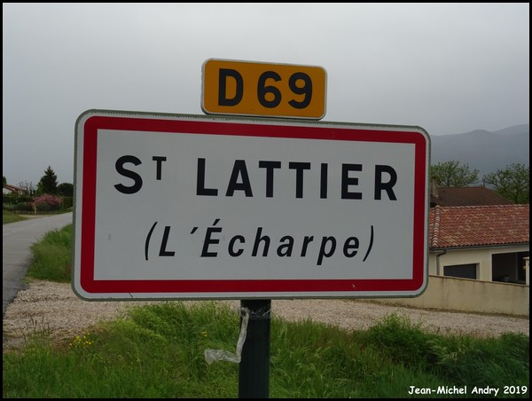 Saint-Lattier 38 - Jean-Michel Andry.jpg