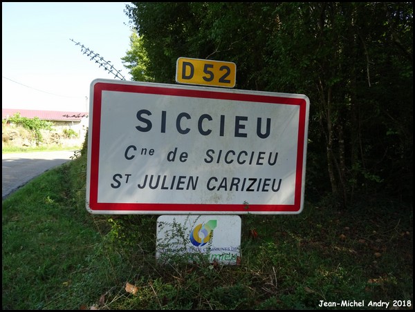 Siccieu-Saint-Julien-et-Carisieu 1 38 - Jean-Michel Andry.jpg