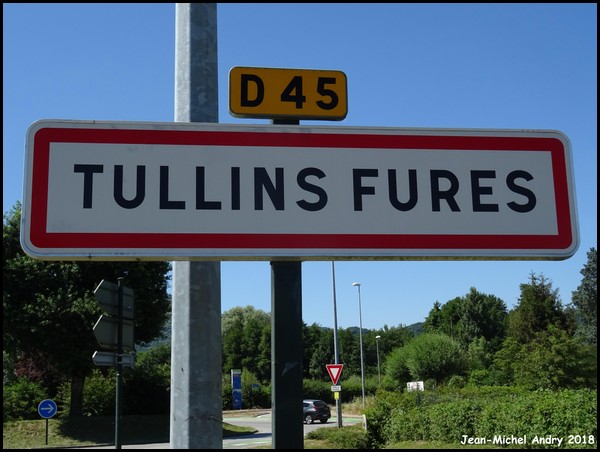 Tullins 38 - Jean-Michel Andry.jpg