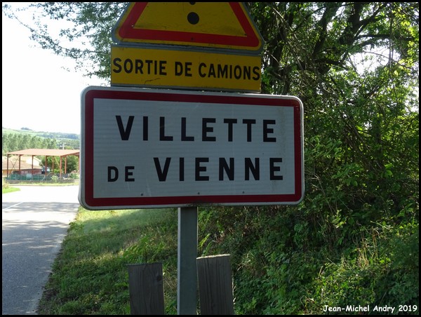 Villette-de-Vienne 38 - Jean-Michel Andry.jpg