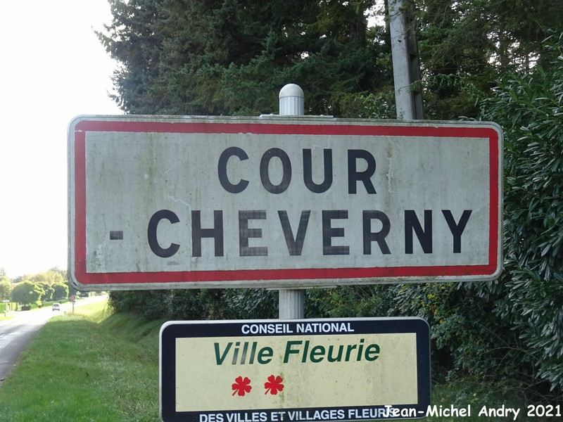 Cour-Cheverny 41 - Jean-Michel Andry.jpg