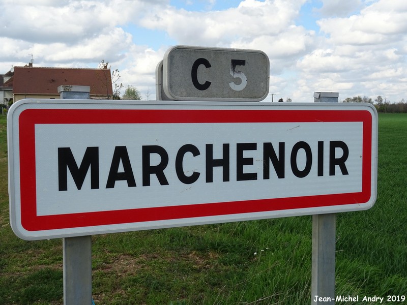 Marchenoir 41 - Jean-Michel Andry.jpg