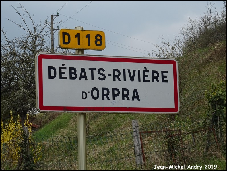 Débats-Rivière-d'Orpra 42 - Jean-Michel Andry.jpg