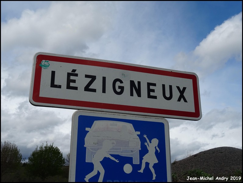 Lézigneux 42 - Jean-Michel Andry.jpg