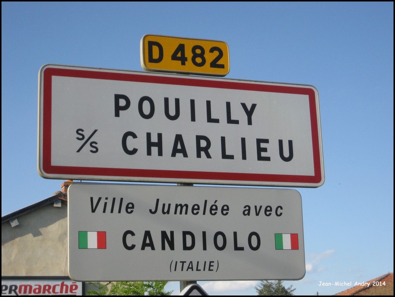 Pouilly-sous-Charlieu 42 - Jean-Michel Andry.jpg