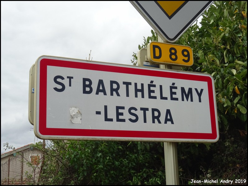 Saint-Barthélemy-Lestra 42 - Jean-Michel Andry.jpg