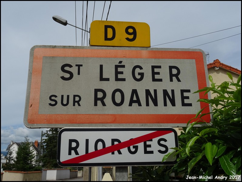 Saint-Léger-sur-Roanne 42 - Jean-Michel Andry.jpg
