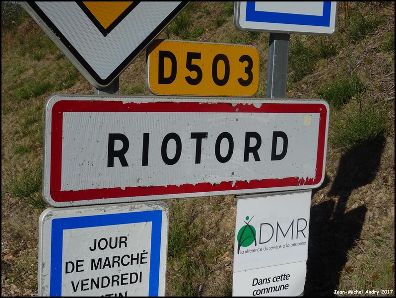 Riotord 43 - Jean-Michel Andry.jpg