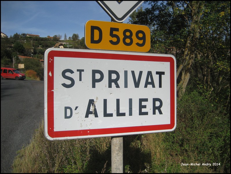 Saint-Privat-d'Allier 43 - Jean-Michel Andry.jpg