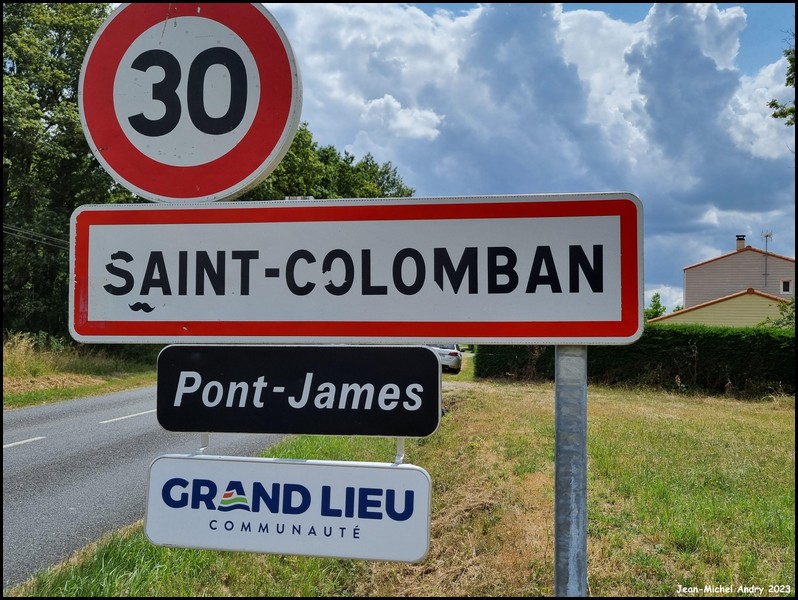 Saint-Colomban 44 - Jean-Michel Andry.jpg