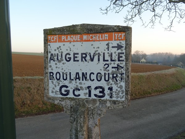 Augerville-la-Rivière .JPG