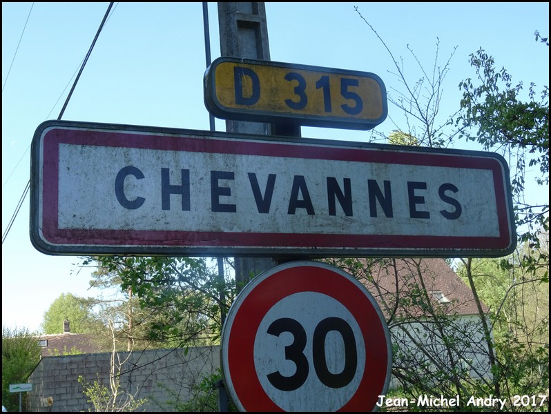 Chevannes  45 - Jean-Michel Andry.jpg