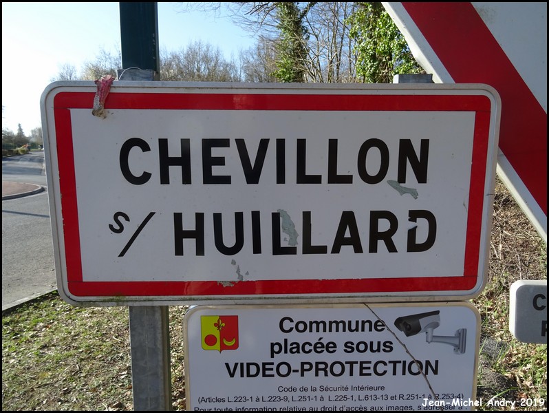 Chevillon-sur-Huillard 45 - Jean-Michel Andry.jpg