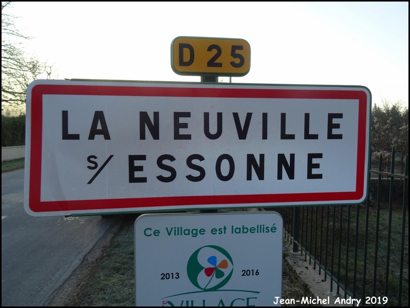 La Neuville-sur-Essonne 45 - Jean-Michel Andry.jpg