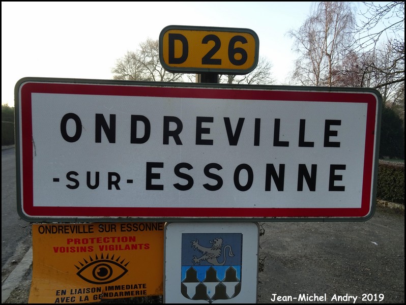 Ondreville-sur-Essonne 45 - Jean-Michel Andry.jpg