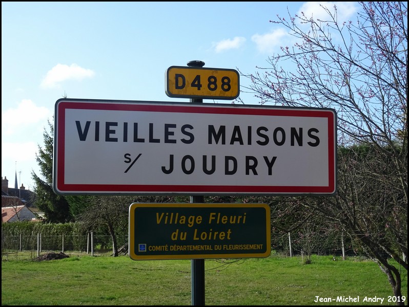 Vieilles-Maisons-sur-Joudry 45 - Jean-Michel Andry.jpg