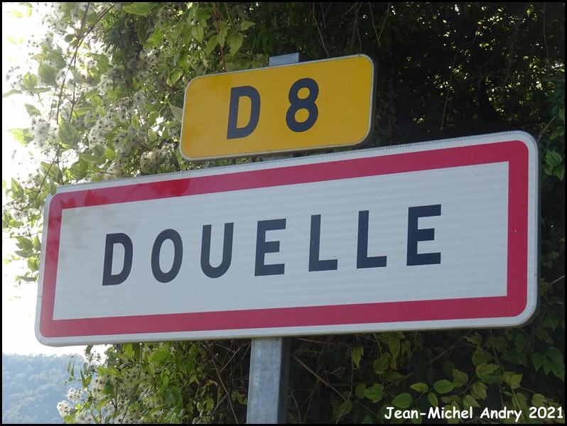 Douelle 46 - Jean-Michel Andry.jpg
