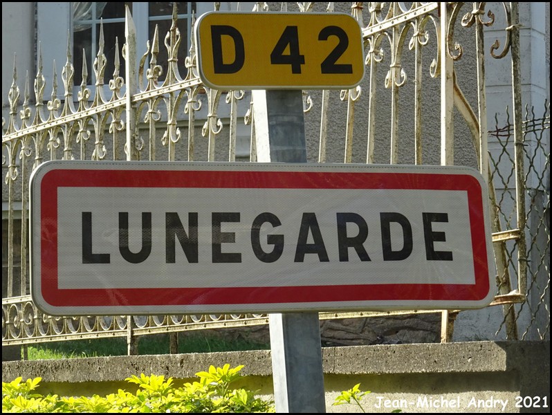 Lunegarde 46 - Jean-Michel Andry.jpg