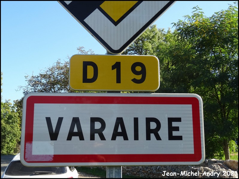 Varaire 46 - Jean-Michel Andry.jpg