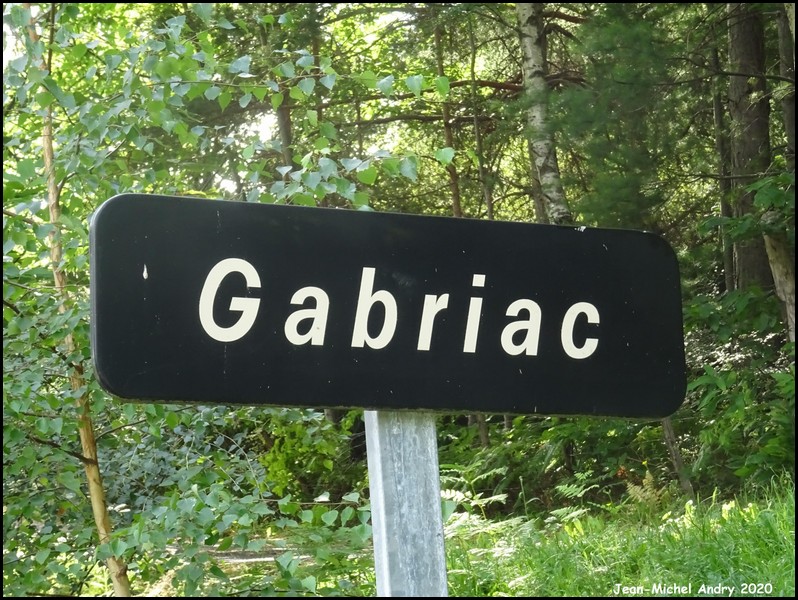 Gabriac 48- Jean-Michel Andry.jpg