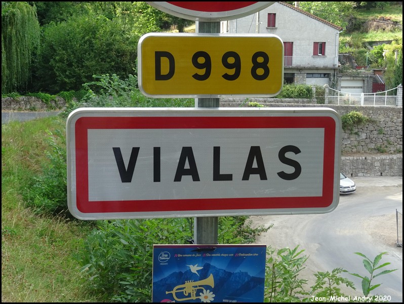 Vialas 48 - Jean-Michel Andry.jpg