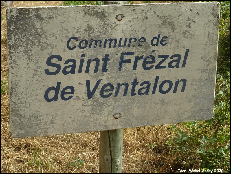 16  Saint-Frézal-de-Ventalon 48 - Jean-Michel Andry.jpg