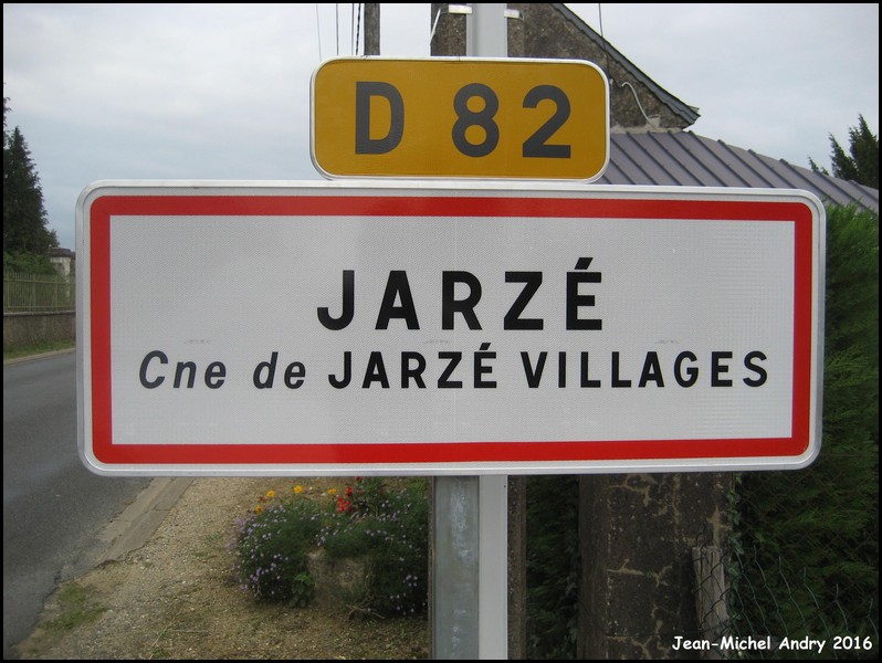 Jarzé Villages 49 - Jean-Michel Andry.jpg