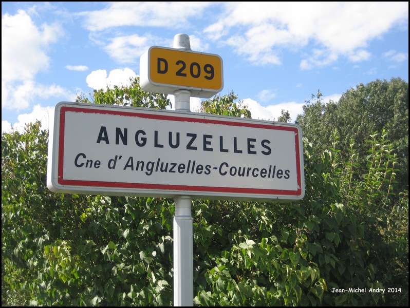 Angluzelles-et-Courcelles 1 51 - Jean-Michel Andry.jpg