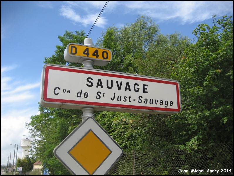 Saint-Just-Sauvage 2 51 - Jean-Michel Andry.jpg