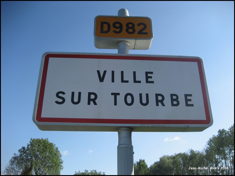 Ville-sur-Tourbe 51 - Jean-Michel Andry.jpg