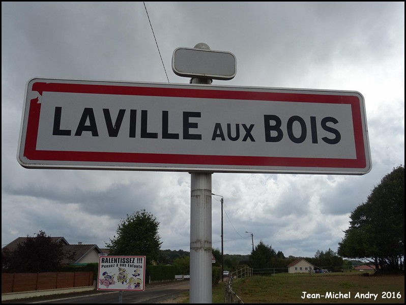 Laville-aux-Bois 52 - Jean-Michel Andry.jpg