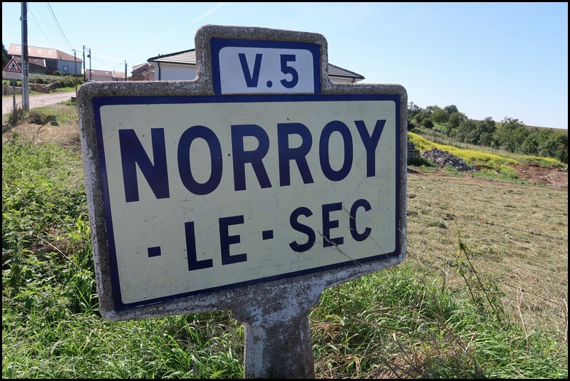 Norroy-le-Sec 54  - Jean-Michel Andry.jpg