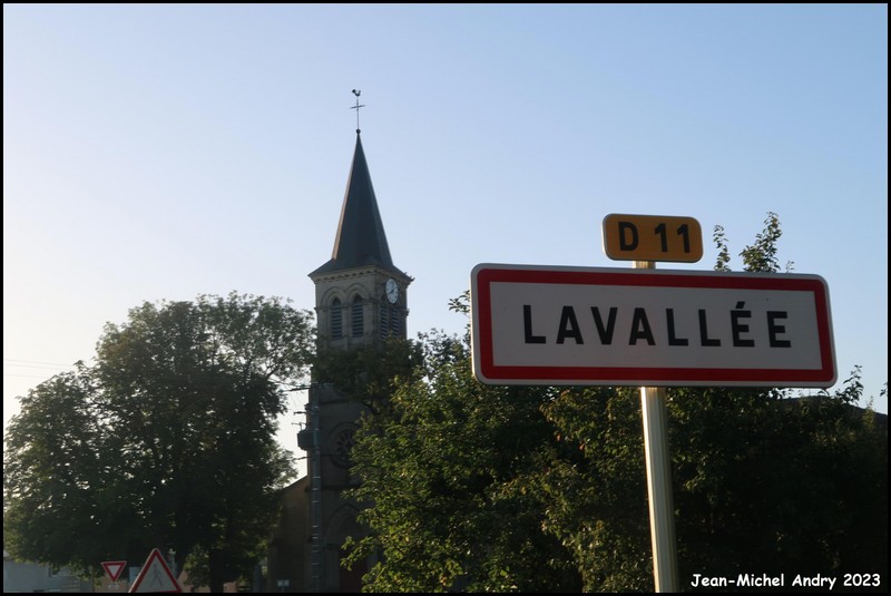 Lavallée 55 - Jean-Michel Andry.jpg