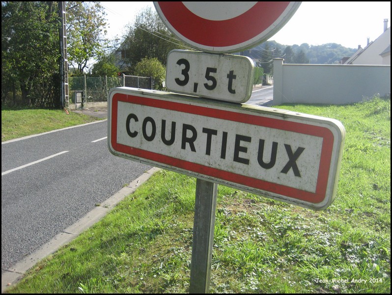 Courtieux 60 - Jean-Michel Andry.jpg