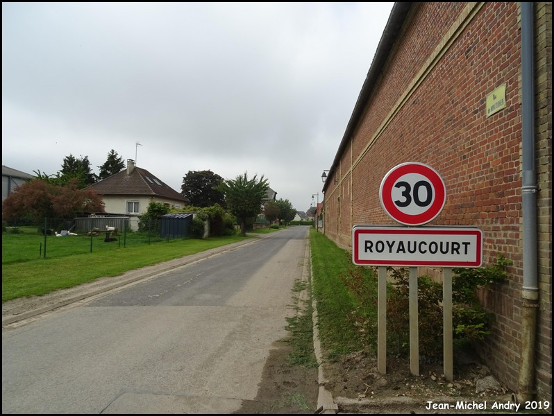 Royaucourt 60 - Jean-Michel Andry.jpg