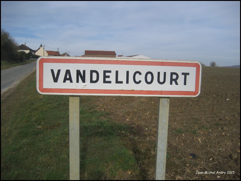 Vandélicourt  60 - Jean-Michel Andry.jpg