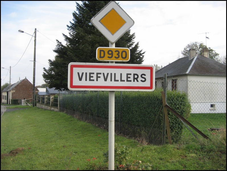 Viefvillers  60 - Jean-Michel Andry.jpg