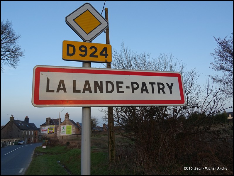 La Lande-Patry 61 - Jean-Michel Andry.jpg