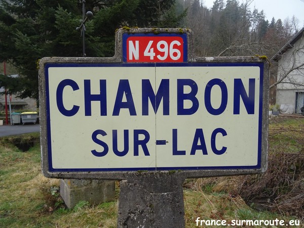 Chambon le Lac 63 (F).JPG